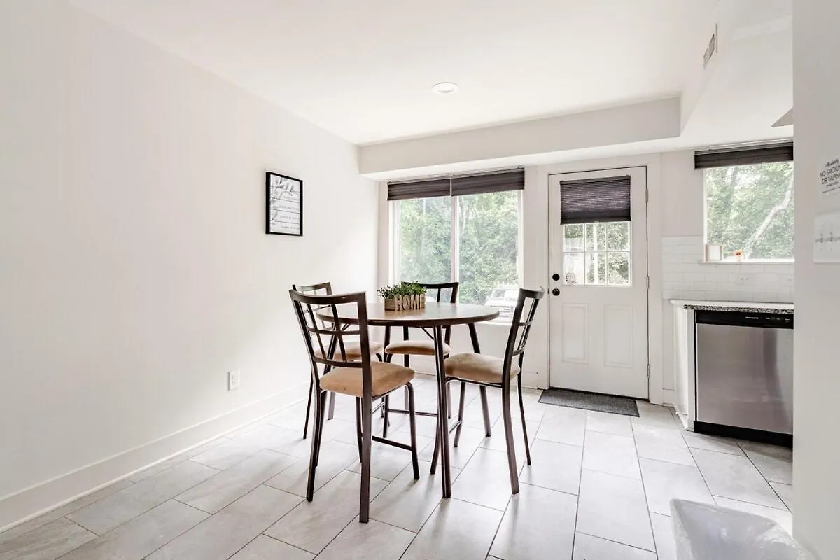 Quaint Home 310C - Minutes From Uptown Charlotte Appartamento